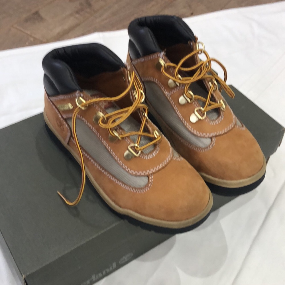 Kids Timberland Boots sz 3y